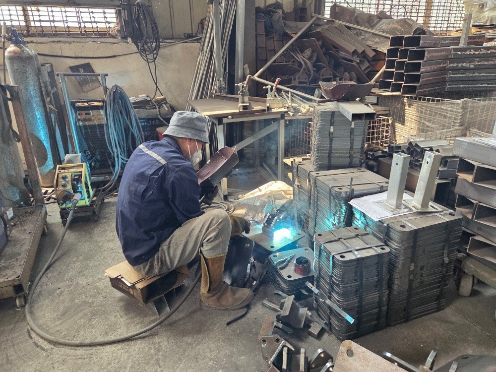 Steel parts welding