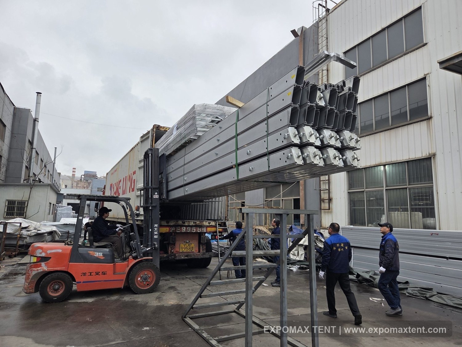 Container loading
